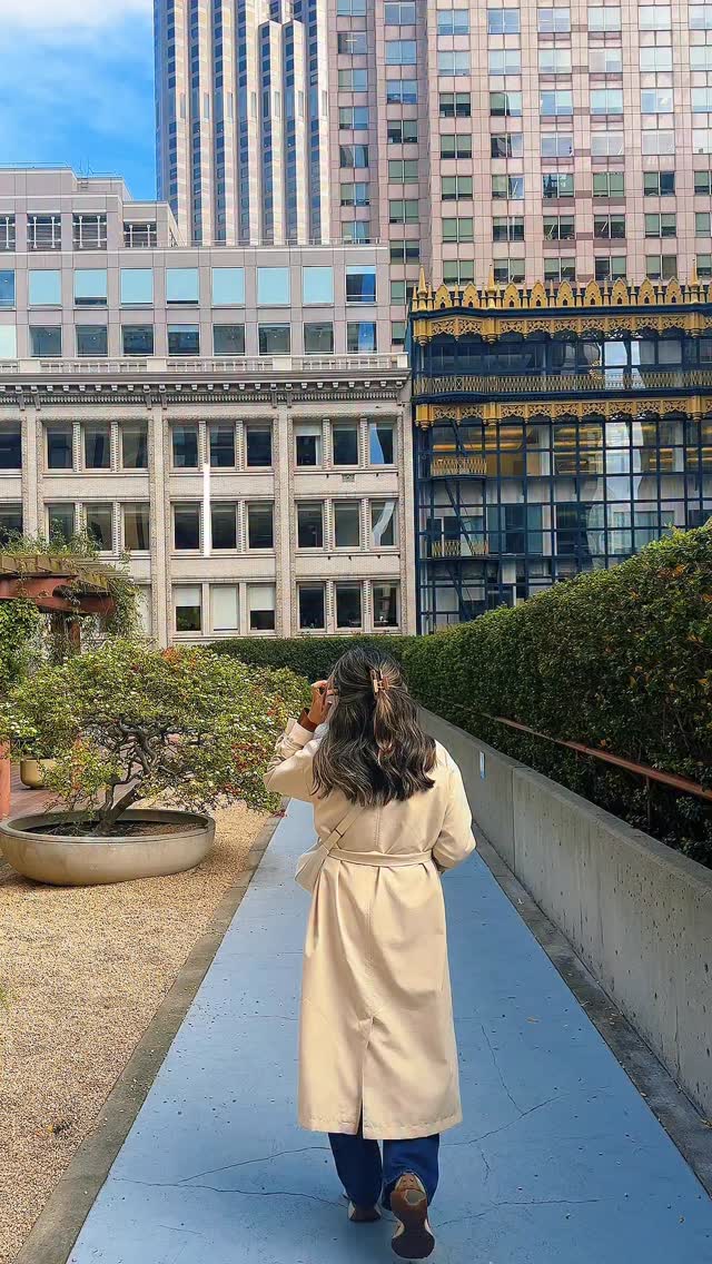 It’s day 1 in San Francisco and here’s everything I got up to!!

It’s safe to say San Francisco is already delivering and having @galleriaparkhotel as our base has made everything so easy. The location is perfect for exploring, the rooms are seriously spacious for a city hotel, and it’s all the little touches that make the stay (like the in room coffee machine and complimentary umbrellas which we definitely needed).

Here’s a highlight of everything I did on day 1: 

☕️ getting my caffeine fix in our hotel room as well as the @bluebottle which was literally downstairs 
🥯 breakfast from Posh Bagel to start the day right
🌿 10 minute walk from the hotel to salesforce park and all the greenery + views
🌊 pier 14 for bay bridge views (and fishing spots)
🍔 ferry building stop and finally trying burger from Gotts
🚌 bus ride over to chinatown and exploring north beach
🍫had to visit ghirardelli square and tried the chocolate sundae which was unreal
🚋 cable car back to the hotel in the rain

Follow to see everything I get up to on day 2 in San Francisco! 

ad/gifted stay at @galleriaparkhotel 

#sanfrancisco #thingstodoinsanfrancisco #sanfranciscoguide #sanfranciscothingstodo

San Francisco, things to do in San Francisco, where to stay in San Francisco, San Francisco guide, San Francisco things to do, San Francisco itinerary