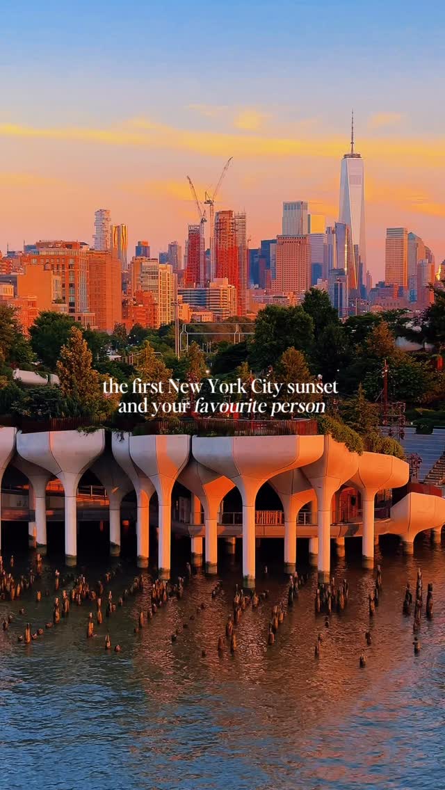 Forever in the it’s always New York or nowhere mindset!!

Comment LINK below if you want my free guide on over 30 things to do in New York City and I’ll send it straight to you 💌

#newyork #newyorkcity #thingstodoinnewyork 

New York City, things to do in New York City, nyc, nyc travel, New York City travel, nyc things to do