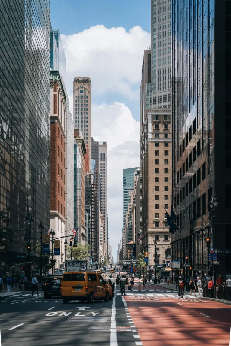 How to Get From JFK Airport to Manhattan by Subway (Under $20)