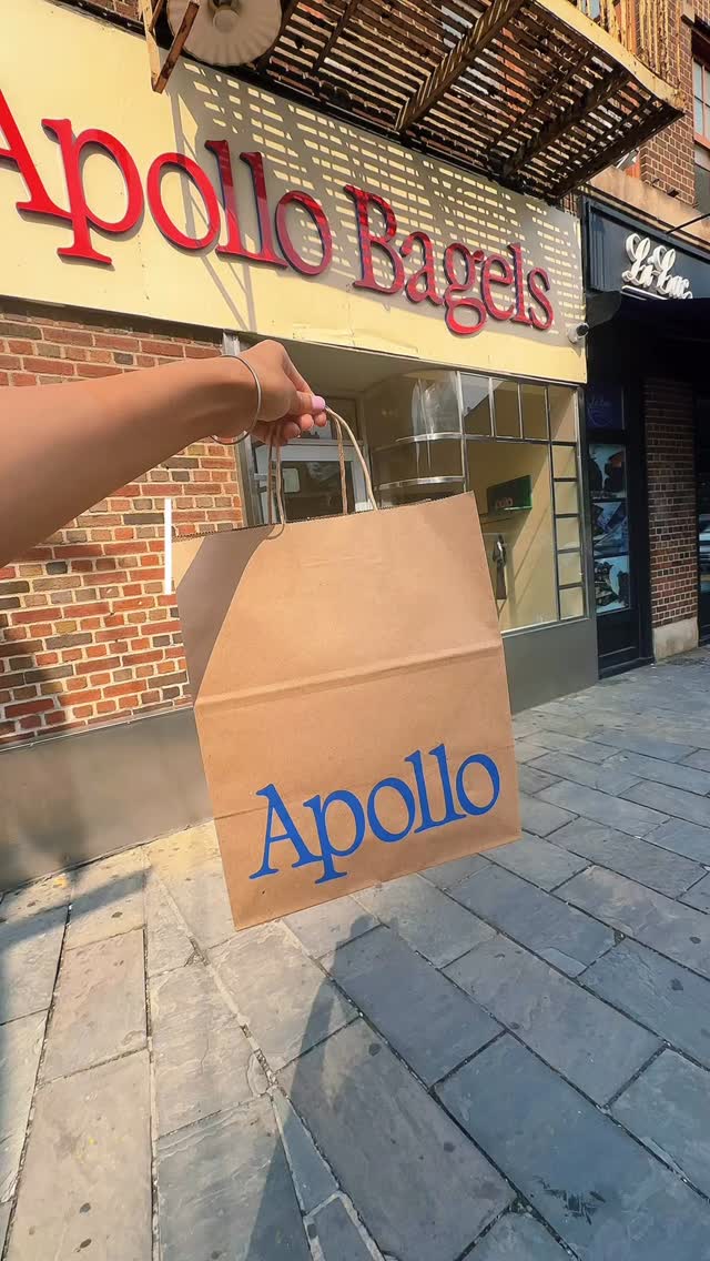 Day 2 in New York itinerary 🍕🛍️🏙

If you want my free guide on the best things to do in New York, just comment GUIDE and I’ll send it straight to your inbox! 

Don’t forget to follow @thegirlstripto for more New York travel tips + guides. 

#newyork #newyorkcity #newyorktravel #newyork2026 

New York City, New York travel, New York 2026, things to do in New York 2026, NYC, New York travel tips