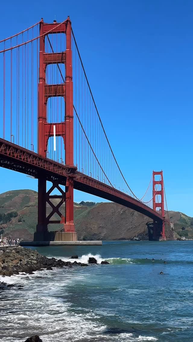 It’s day 4 in San Francisco and here’s everything I got up to:

🥯 started the morning with breakfast at Noah’s Bagels which was only a 10 min walk from the hotel

🚌 then we caught the bus out to the Golden Gate Bridge parking lot which took around 40 mins and was super easy

☕ first stop was Round House Cafe and the views here were insane

🌉 we then walked down to Fort Point which was built during the Civil War to protect the harbour and later used in World War 2

🧺 continued over to West Bluff Picnic Area which was so peaceful and even had a small souvenir shop

🌁 walked back up onto the Golden Gate Bridge itself and the views looking out towards Downtown San Francisco were just unreal

🚍 then we took the bus over to Sausalito which took around 18 mins

⛴️ spent a couple of hours there before getting the ferry back to San Francisco 

🚋 from the Ferry Building we jumped on the streetcar to Fisherman’s Wharf to see the sea lions

🍔 finished the day with dinner at In-N-Out which you absolutely have to do in California

Follow to see everything I get up to on day 5 in San Francisco! 

ad/gifted stay at @galleriaparkhotel 

#sanfrancisco #thingstodoinsanfrancisco #sanfranciscoguide #sanfranciscothingstodo

San Francisco, things to do in San Francisco, where to stay in San Francisco, San Francisco guide, San Francisco things to do, San Francisco itinerary