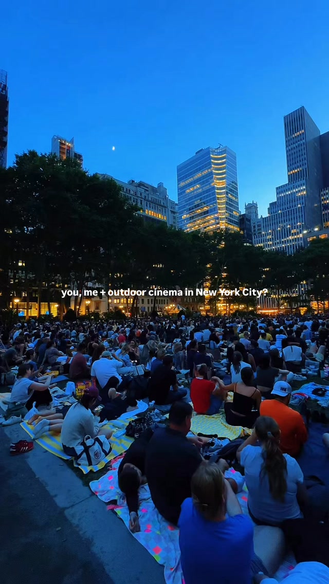 Bryant Park Movie Nights are ALWAYS a good idea 🎬

#newyorkcity #bryantpark